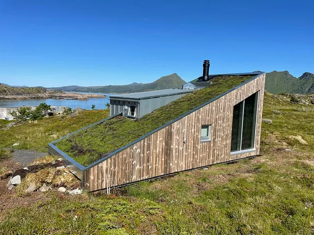 Hytte med utsikt i vakker natur